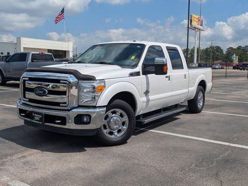 Used 2016 Ford F250 Lariat w/ Chrome Package image 1