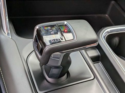 Used 2025 GMC Sierra 1500 Denali Ultimate image 24