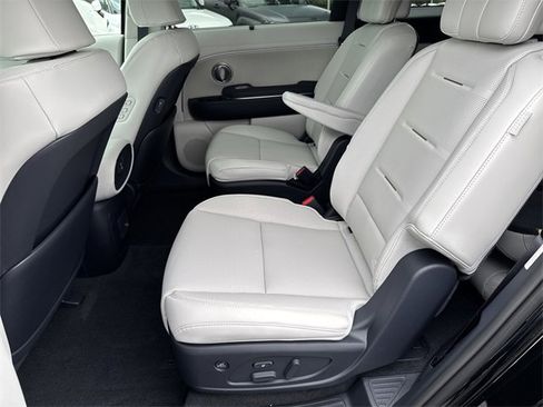 New 2026 Hyundai Palisade Calligraphy image 12