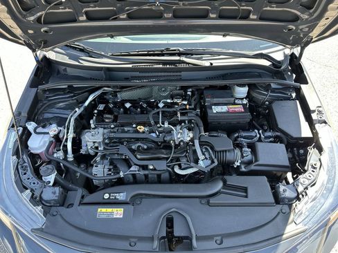 Used 2024 Toyota Corolla LE FWD image 33