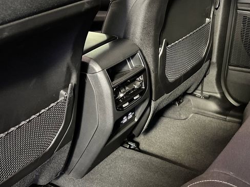 New 2025 Jeep Grand Cherokee Laredo image 31