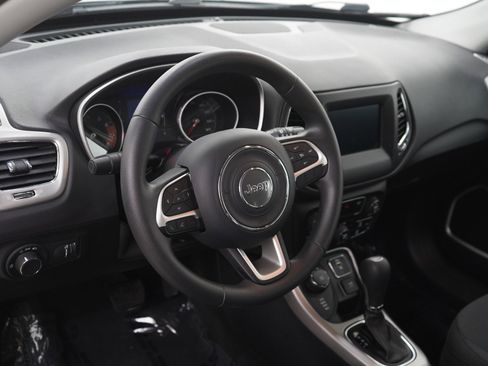 Used 2019 Jeep Compass Sport AWD/4WD image 19