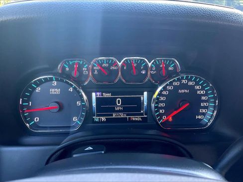 Used 2019 Chevrolet Tahoe LT AWD/4WD image 28