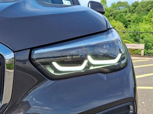 Used 2023 BMW X5 xDrive50e AWD/4WD image 9
