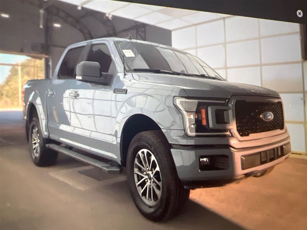 Used 2019 Ford F150 XLT w/ Equipment Group 302A Luxury AWD/4WD image 4
