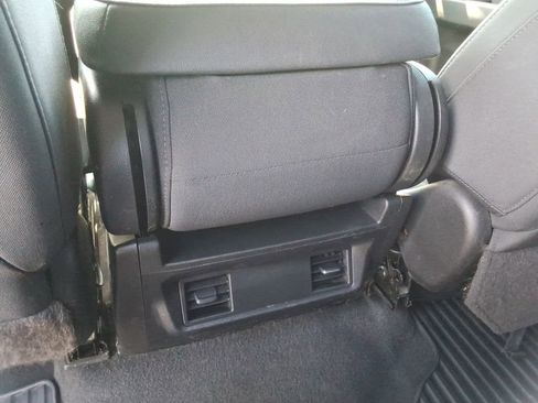 Certified 2022 Chevrolet Silverado 2500 Custom w/ Infotainment Package AWD/4WD image 19