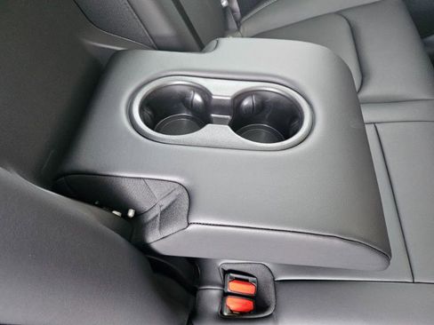 Used 2025 Tesla Model Y Long Range image 62