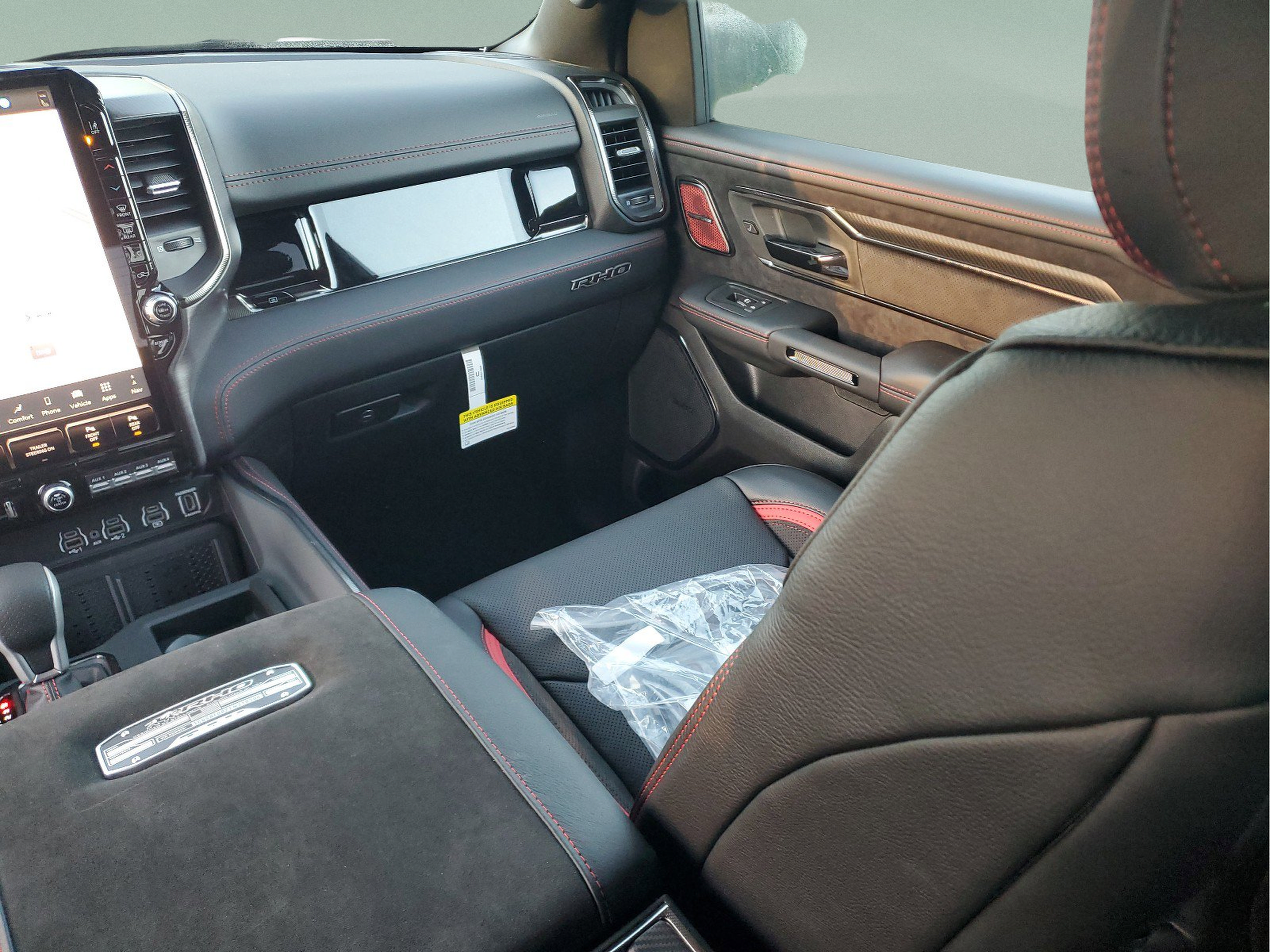 New 2026 RAM 1500 RHO w/ RHO Level 1 Equipment Group AWD/4WD image 10