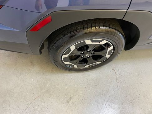 Used 2026 Hyundai Santa Fe SEL AWD/4WD image 13