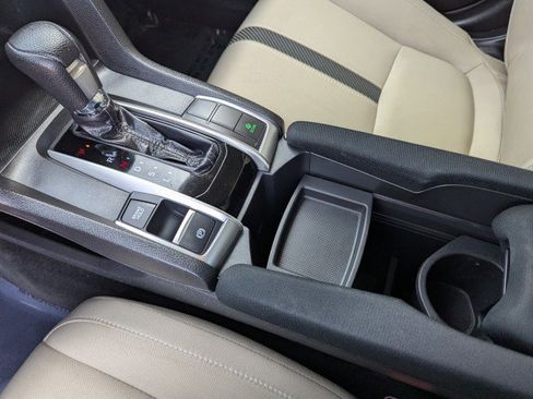 Used 2017 Honda Civic EX image 16