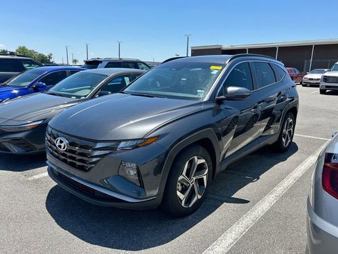 Certified 2023 Hyundai Tucson SEL w/ Convenience Package FWD image 8