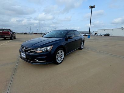 Used 2019 Volkswagen Passat 2.0T Wolfsburg w/ Wheels & Sunroof Package