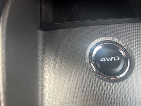 Used 2024 Mitsubishi Outlander Sport ES AWD/4WD image 18