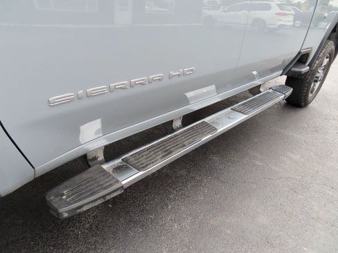 Used 2025 GMC Sierra 2500 SLE w/ SLE Value Package; AWD/4WD image 14