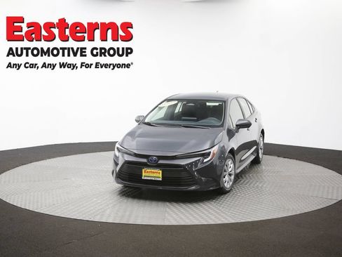 Used 2023 Toyota Corolla LE FWD image 52