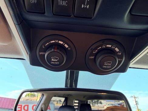 Used 2019 Toyota 4Runner TRD Off-Road Premium AWD/4WD image 15