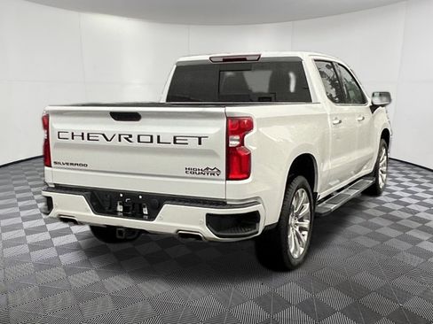 Used 2022 Chevrolet Silverado 1500 High Country w/ LPO, Dark Essentials Package image 6