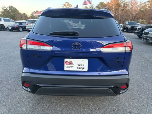 Used 2023 Toyota Corolla Cross AWD Hybrid image 5