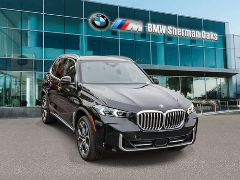 Used 2026 BMW X5 sDrive40i RWD image 3