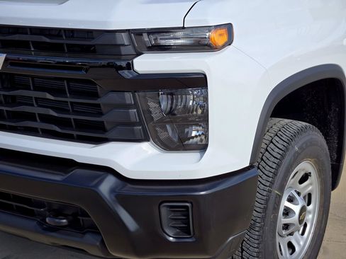 New 2026 Chevrolet Silverado 2500 W/T RWD image 7