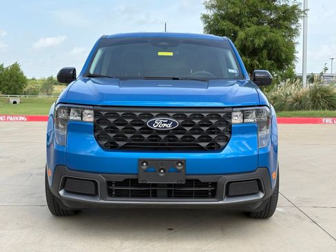 Used 2025 Ford Maverick XLT w/ XLT Luxury Package FWD image 2
