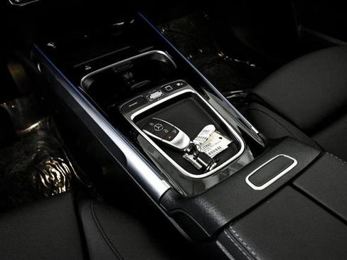 Certified 2025 Mercedes-Benz EQB 300 4MATIC image 15