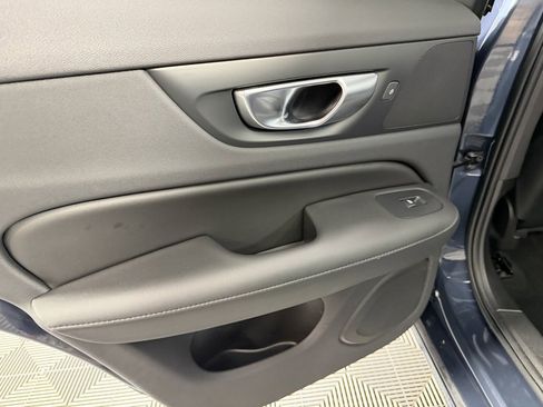 Used 2024 Volvo S60 B5 Plus image 26