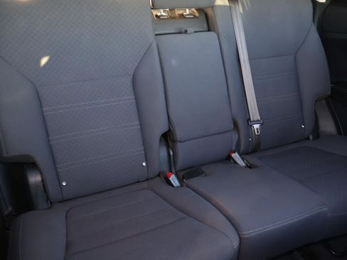 Used 2020 Kia Sorento LX image 18