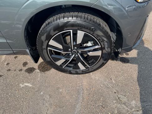 Used 2026 Volvo XC60 B5 Plus w/ Protection Package Premier AWD/4WD image 10