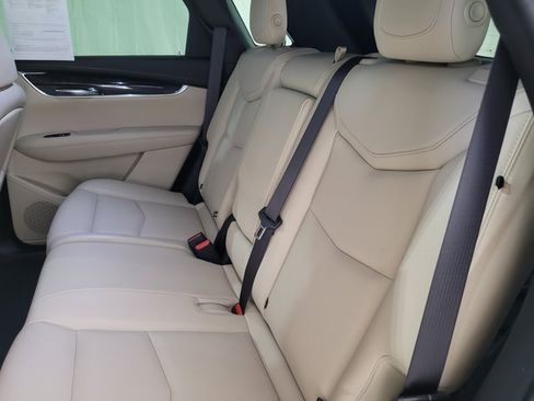 Used 2018 Cadillac XT5 FWD image 58