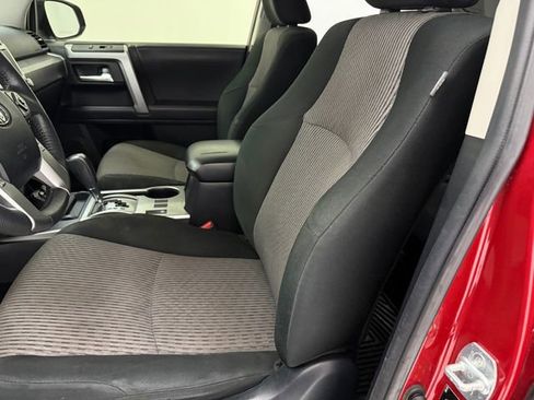 Used 2021 Toyota 4Runner SR5 AWD/4WD image 27