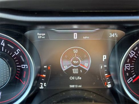 Used 2023 Dodge Challenger SXT image 18