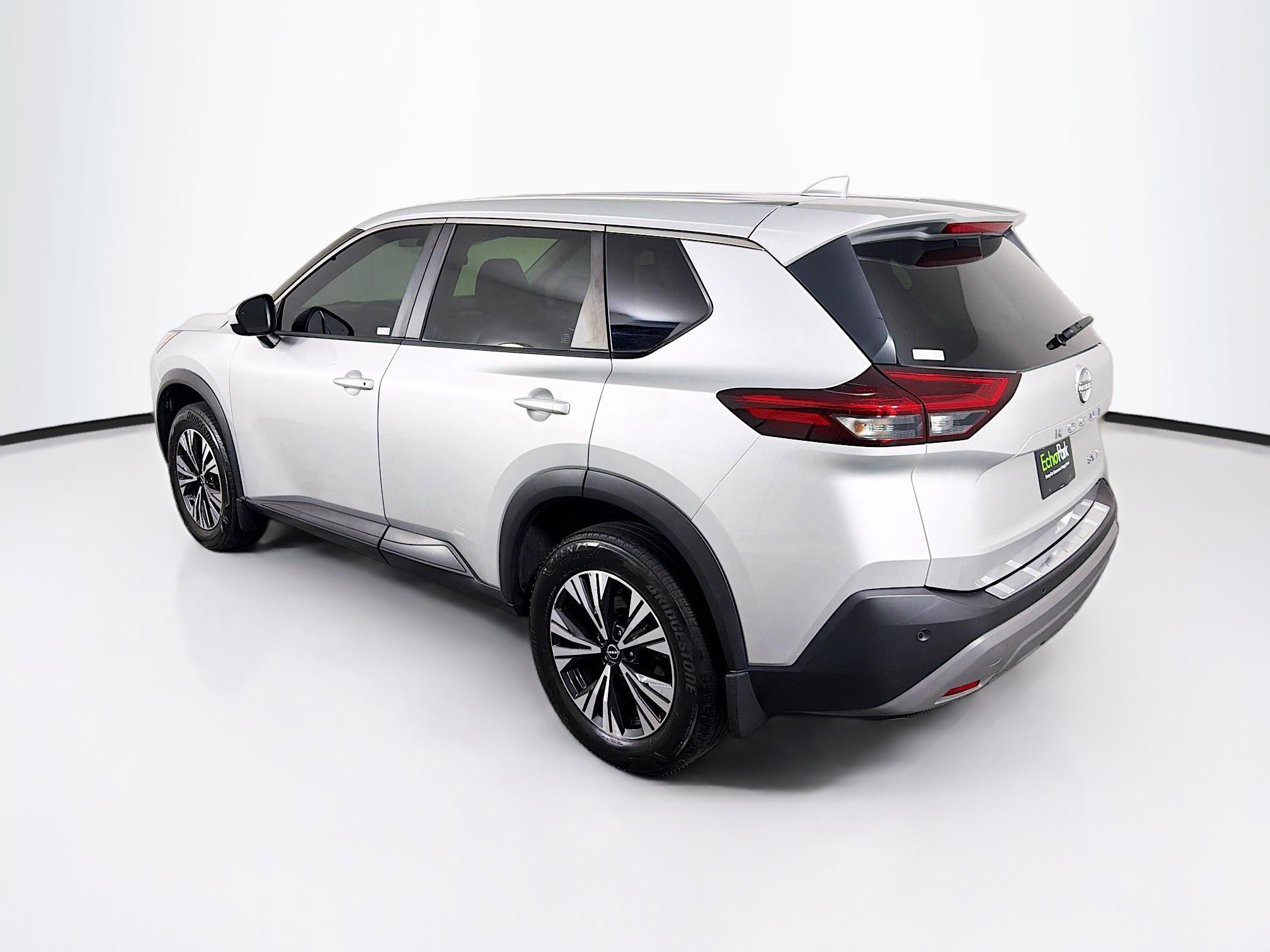 Used 2023 Nissan Rogue SV AWD/4WD image 5