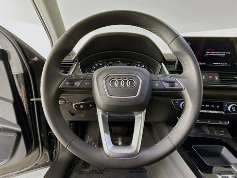 Certified 2024 Audi Q5 2.0T Premium w/ Convenience Package image 11
