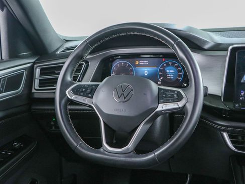 Used 2024 Volkswagen Atlas Cross Sport SE FWD image 12