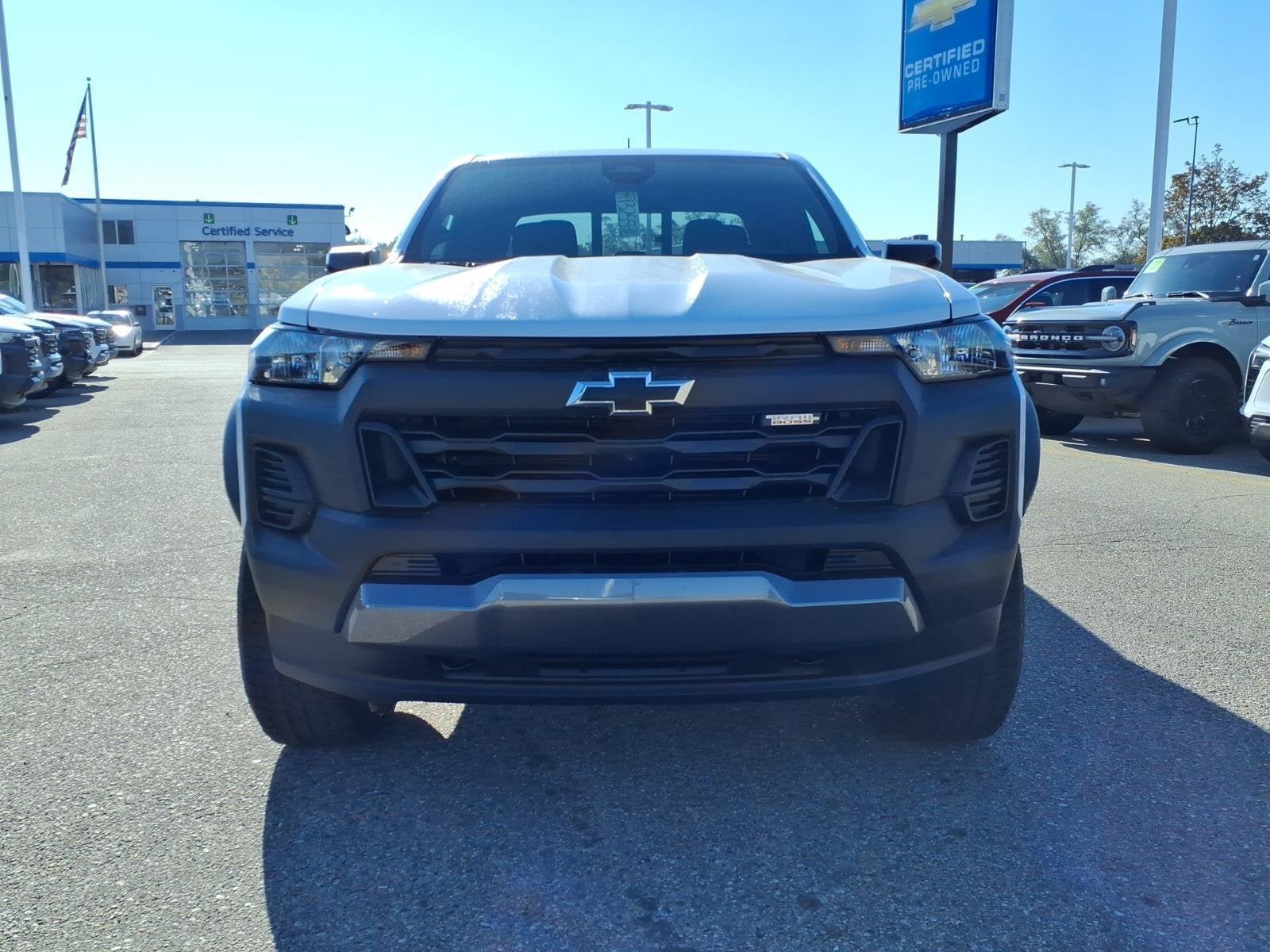 New 2026 Chevrolet Colorado Trail Boss AWD/4WD image 2