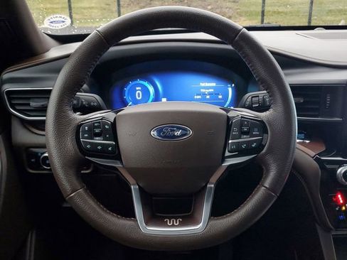 Certified 2023 Ford Explorer King Ranch w/ Technology Package image 32