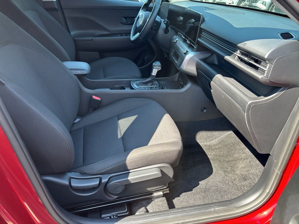 Used 2026 Hyundai Kona SEL Sport FWD image 18