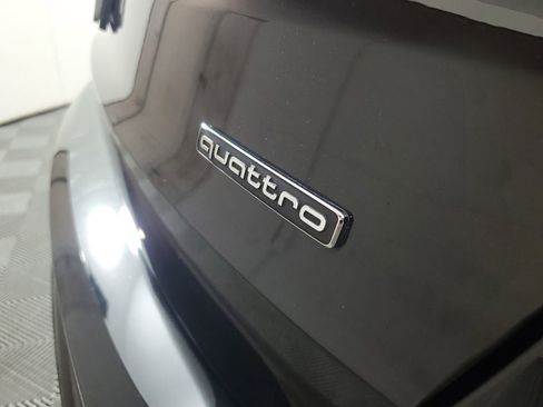 Used 2023 Audi Q3 2.0T Premium Plus w/ Premium Plus Package image 7