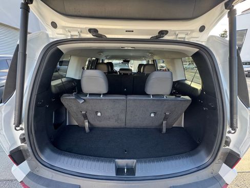 Used 2025 Hyundai Santa Fe SEL image 34