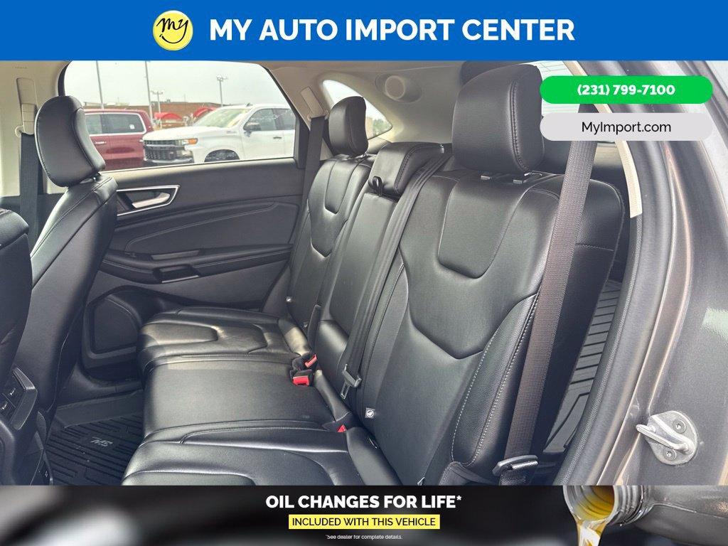 Used 2022 Ford Edge Titanium AWD/4WD image 25
