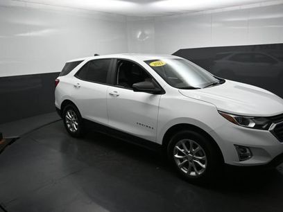 Used 2021 Chevrolet Equinox LS w/ LS Convenience Package