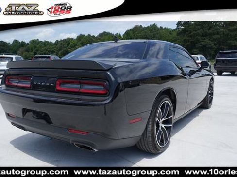 Used 2018 Dodge Challenger R/T Scat Pack RWD image 7