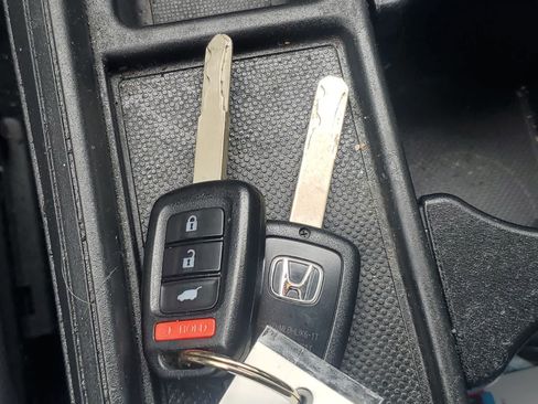Used 2016 Honda CR-V LX image 26