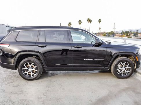 Certified 2024 Jeep Grand Cherokee L Limited w/ Luxury Tech Group II image 12