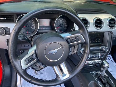 Used 2015 Ford Mustang Premium RWD image 18