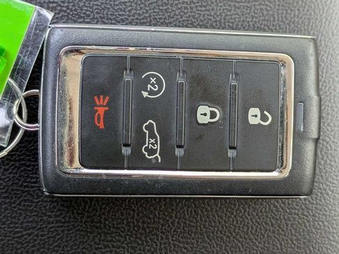 Used 2023 Jeep Grand Cherokee 4WD 4xe image 31