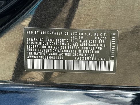 Used 2025 Volkswagen Jetta SEL FWD image 36