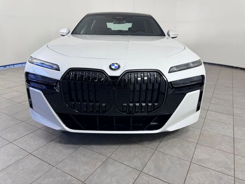 New 2026 BMW 760i xDrive w/ Executive Package AWD/4WD image 6