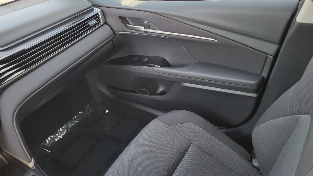 Used 2026 Toyota Camry LE w/ Convenience Package FWD image 13